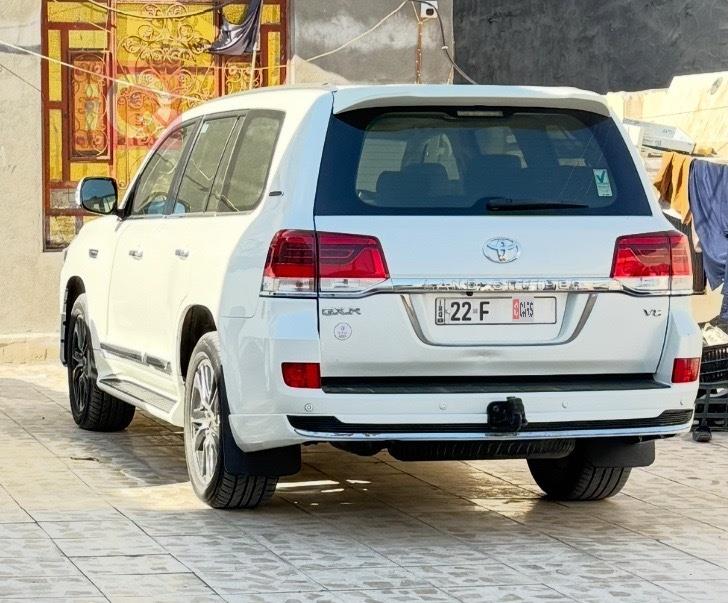 تويوتا لاندكروزر